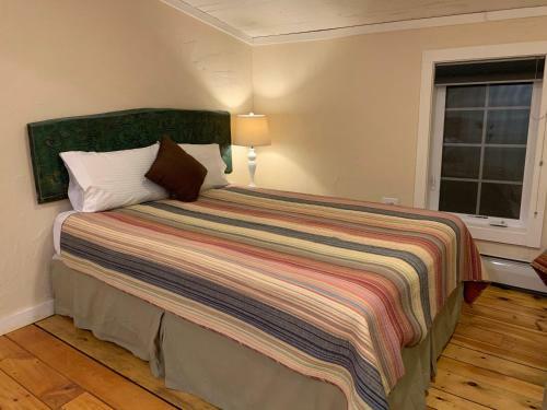 Posada Trailside Inn