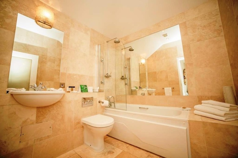 The Dawson Hotel & Spa