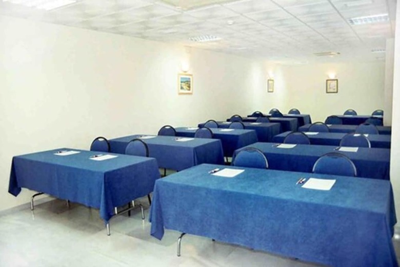 Aparthotel First Flatotel International