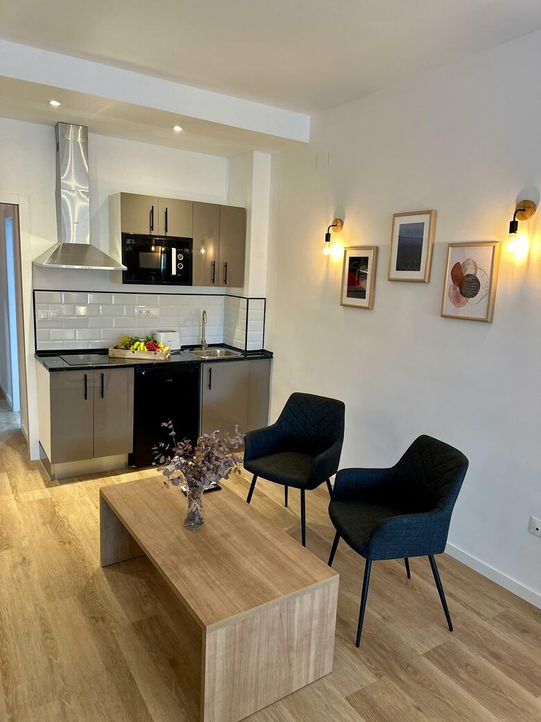 Aparthotel First Flatotel International