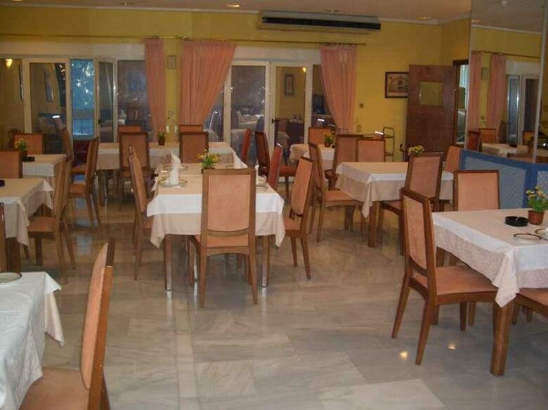 Aparthotel First Flatotel International