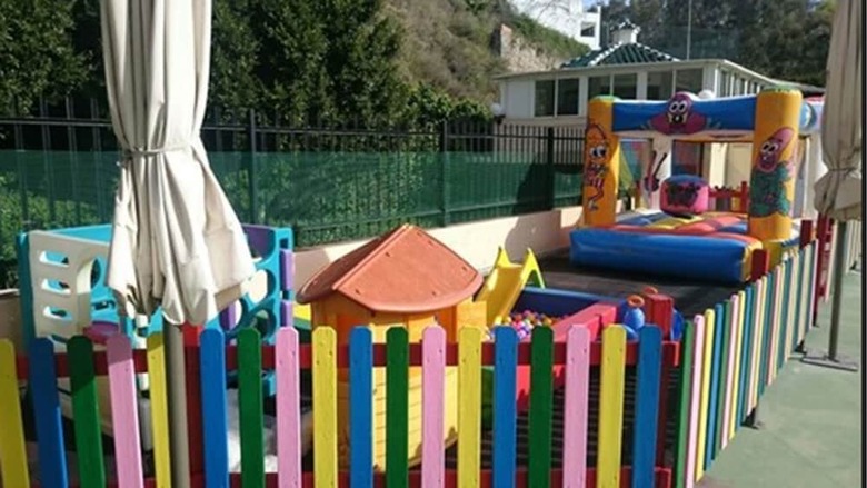 Aparthotel First Flatotel International