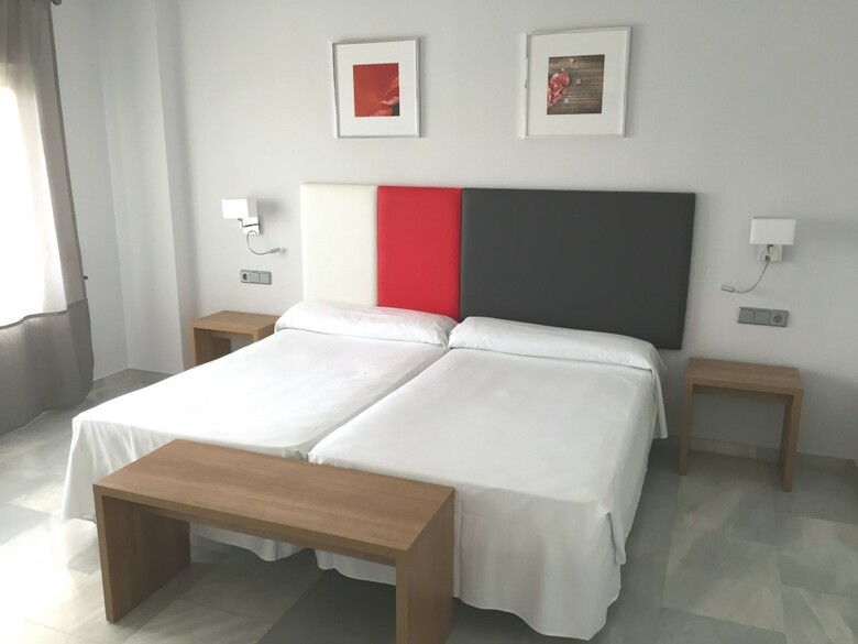 Aparthotel First Flatotel International