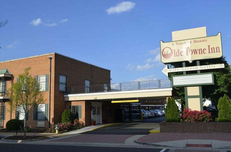 Hotel Olde Towne Inn
