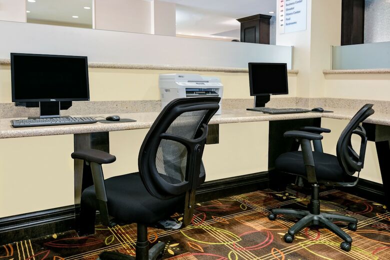 Holiday Inn Express Hotels Cotulla