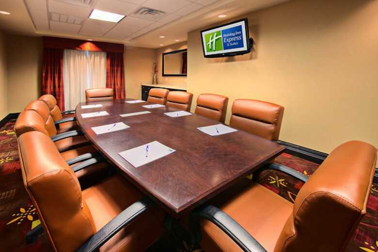 Holiday Inn Express Hotels Cotulla