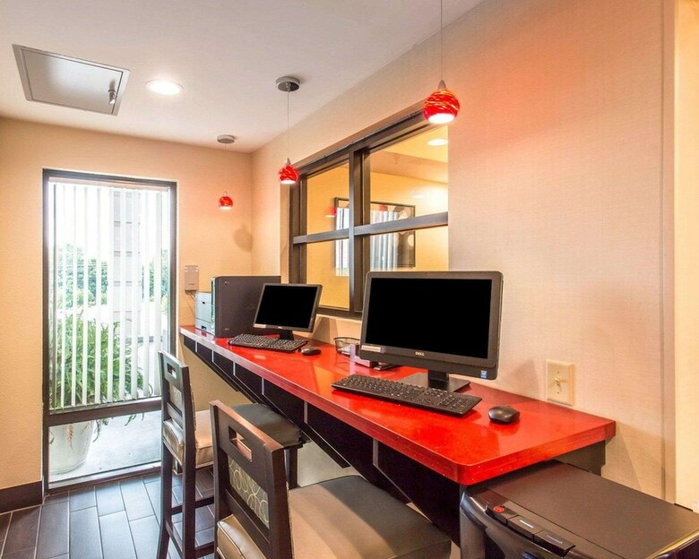 Hotel Comfort Suites Cookeville