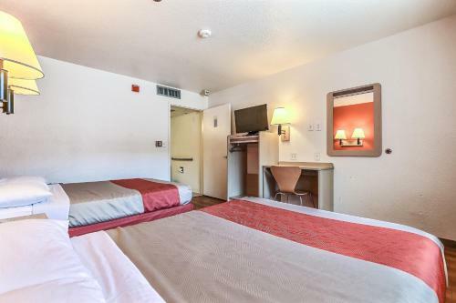 Motel 6 Livermore