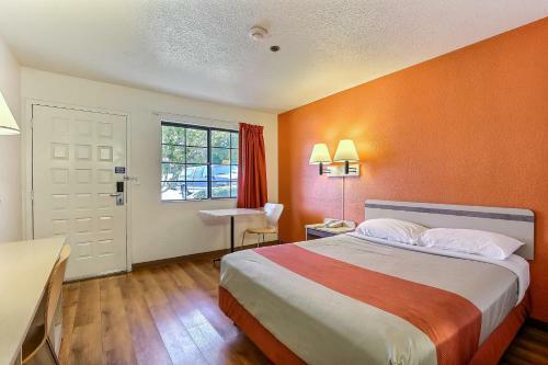 Motel 6 Livermore