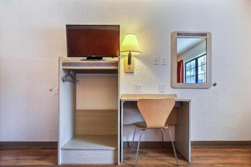 Motel 6 Livermore