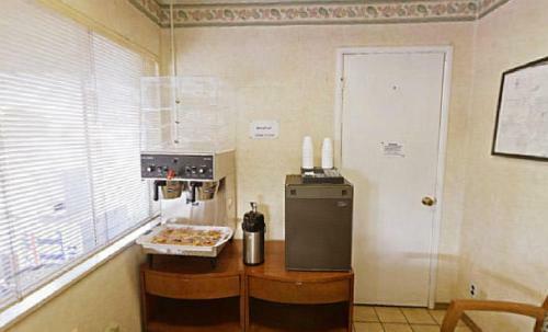 Motel Americas Best Value Inn - Livermore