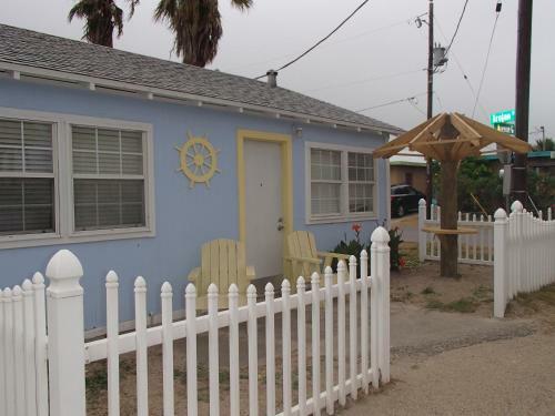 Double Barr Cottages