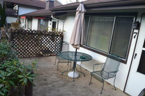 The Chalet Motel & Apartments