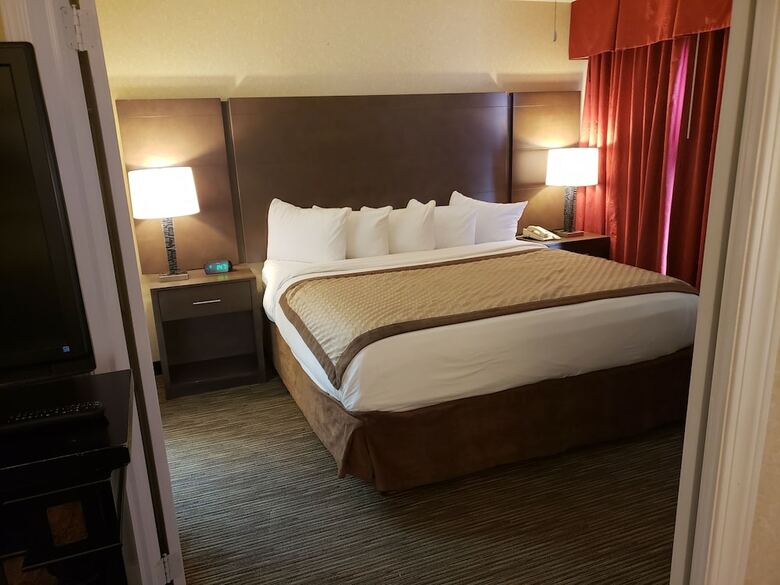 Hotel Hawthorn Suites By Wyndham Detroit Warren