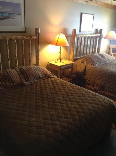 Trouthunter Lodge