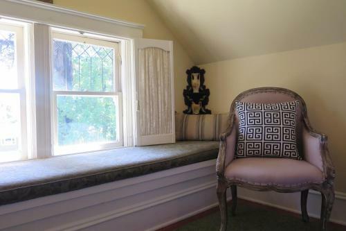 Bed & Breakfast Calderwood Inn