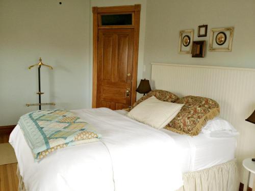 Bed & Breakfast The Inn At Ragged Edge