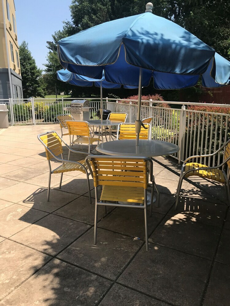 Hotel Baymont By Wyndham Chambersburg