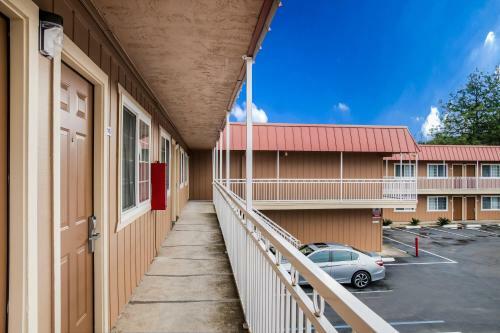 Motel Americas Best Value Inn