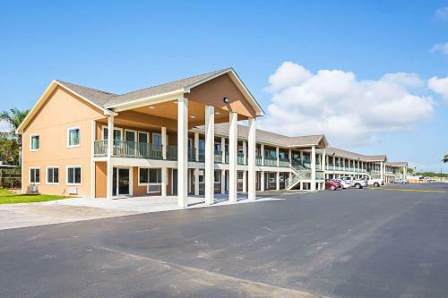 Sportsman Manor Motel