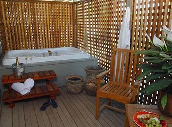 Bed & Breakfast Lavender, A Four Sisters Inn