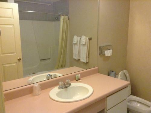 Hotel Regency Inn & Suites West Springfield