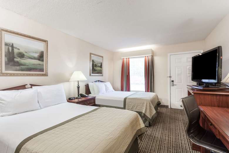 Motel Baymont Inn & Suites Hickory