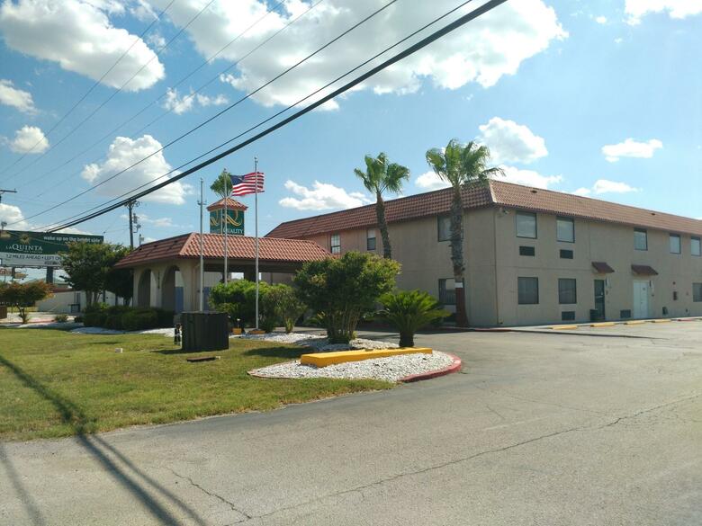 Hotel Quality Inn & Suites