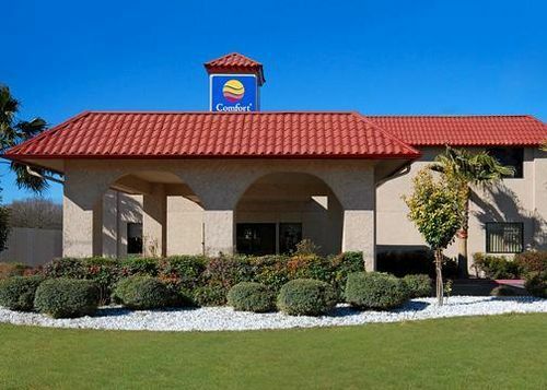 Hotel Quality Inn & Suites