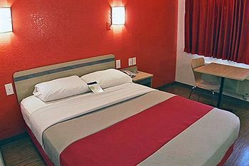 Motel 6 Davis - Sacramento Area