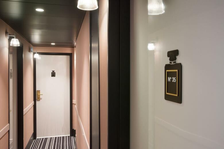 Hotel Ambassade