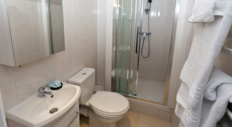 Hotel Hipotel Paris Buttes Chaumont