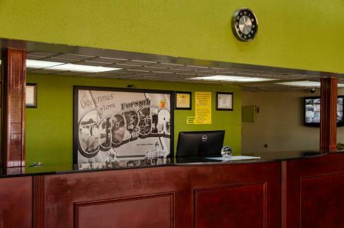 Motel Super 8 By Wyndham Forsyth