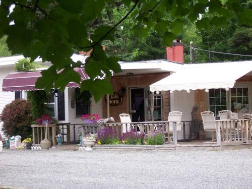 Twilite Motel