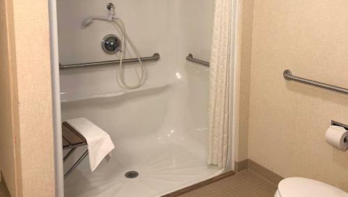 Hotel Colonial Inn Ellsworth