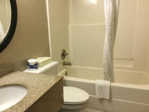 Super 8 Hotel