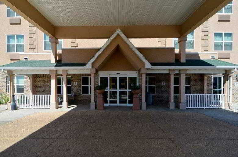 Best Western Plus Heritage Hotel And Suites