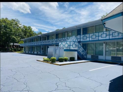 Motel American Inn