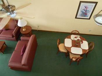 Hotel Fishermens Village Resort