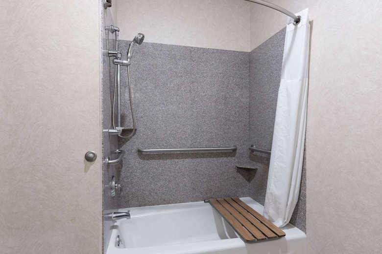 Hotel Comfort Suites Pratt
