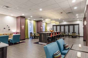 Hotel Holiday Inn Express Pratt