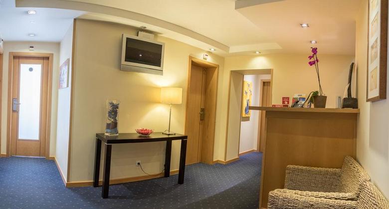 Hostal Inn Fashion Residence