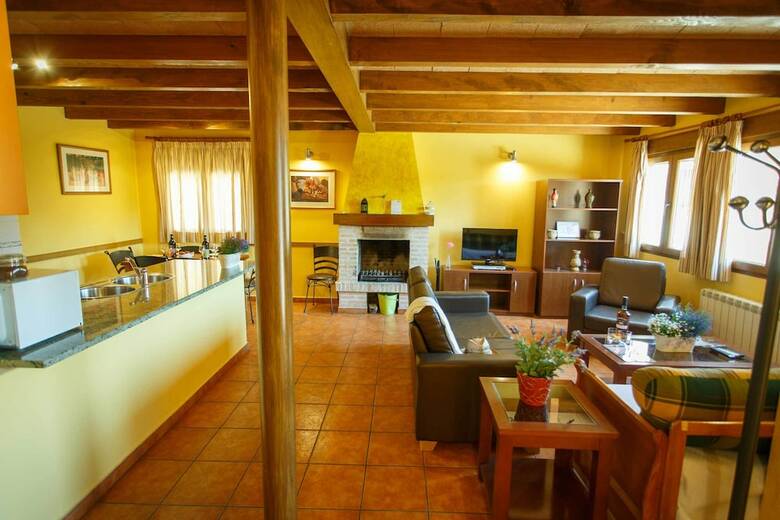 Agroturismo El Bulin De Paredes