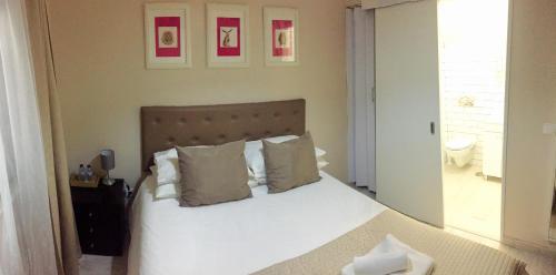 Hostal Peniche Sleep House Residence