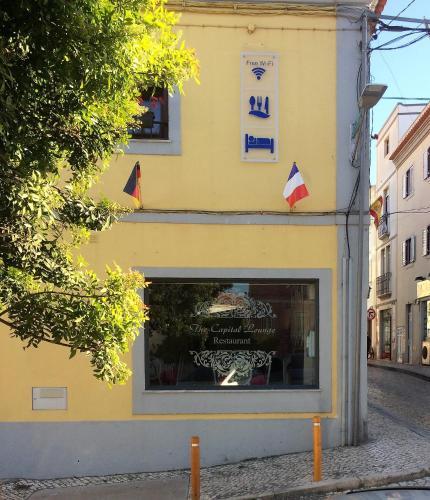 Hostal Peniche Sleep House Residence