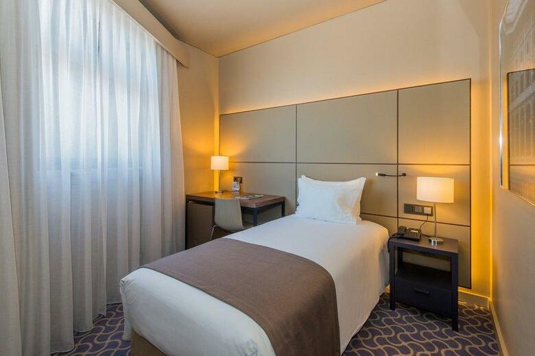 Hotel Dom Henrique - Downtown