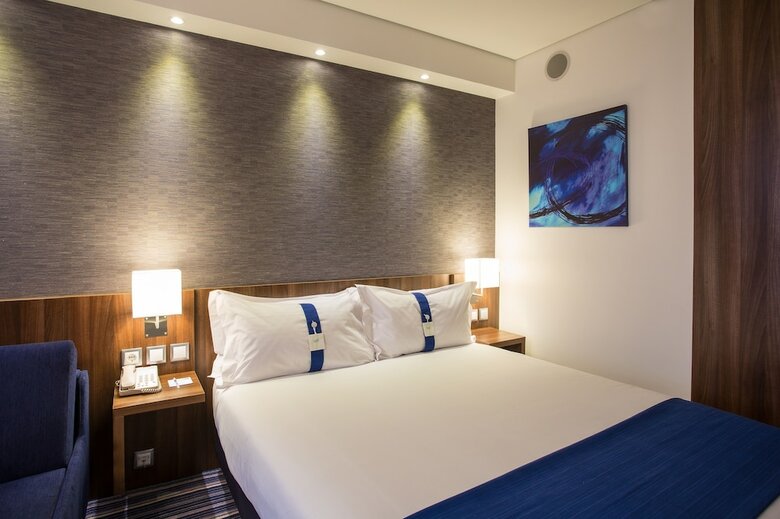 Hotel Holiday Inn Express Lisbon Alfragide