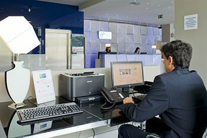Hotel Holiday Inn Express Lisbon Alfragide
