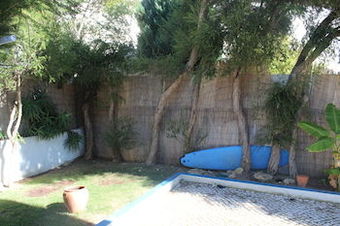 Ericeira Chill Hill Hostel & Private Rooms