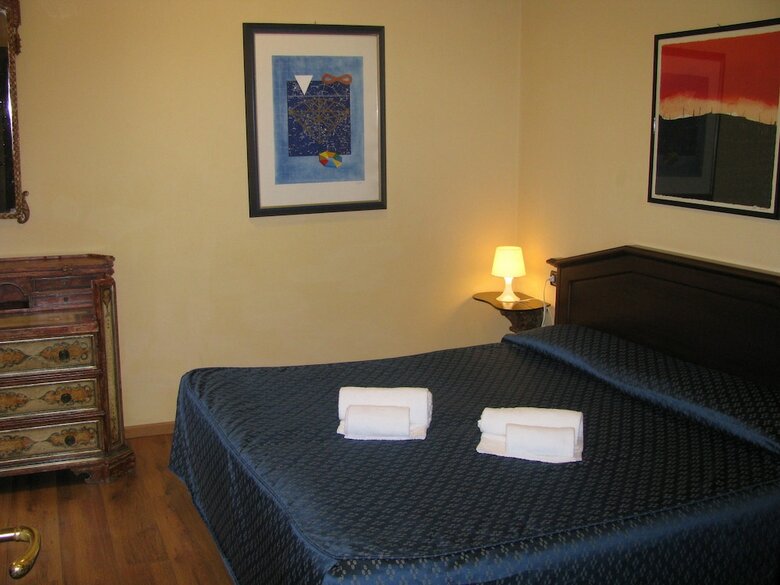 Hotel Enza